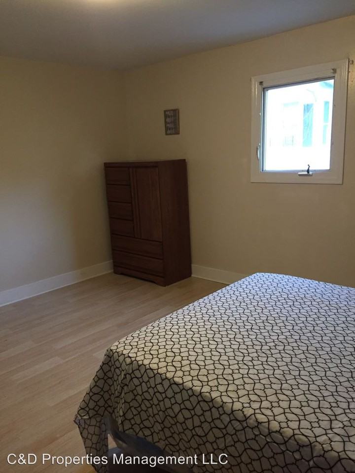 58 High Street - Photo 3 of 3