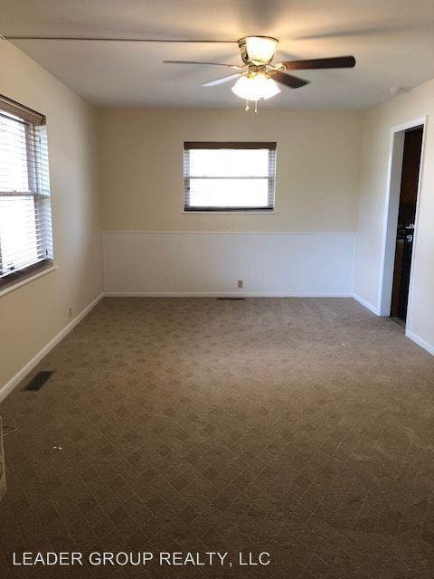 1525 S 9th St - Photo 2 of 11