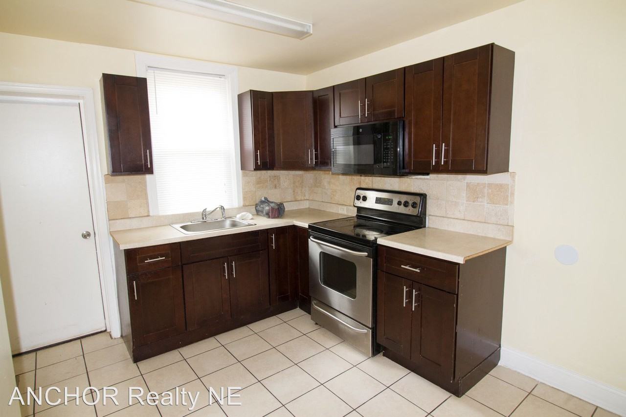 1534 S Ringgold St - Photo 3 of 13