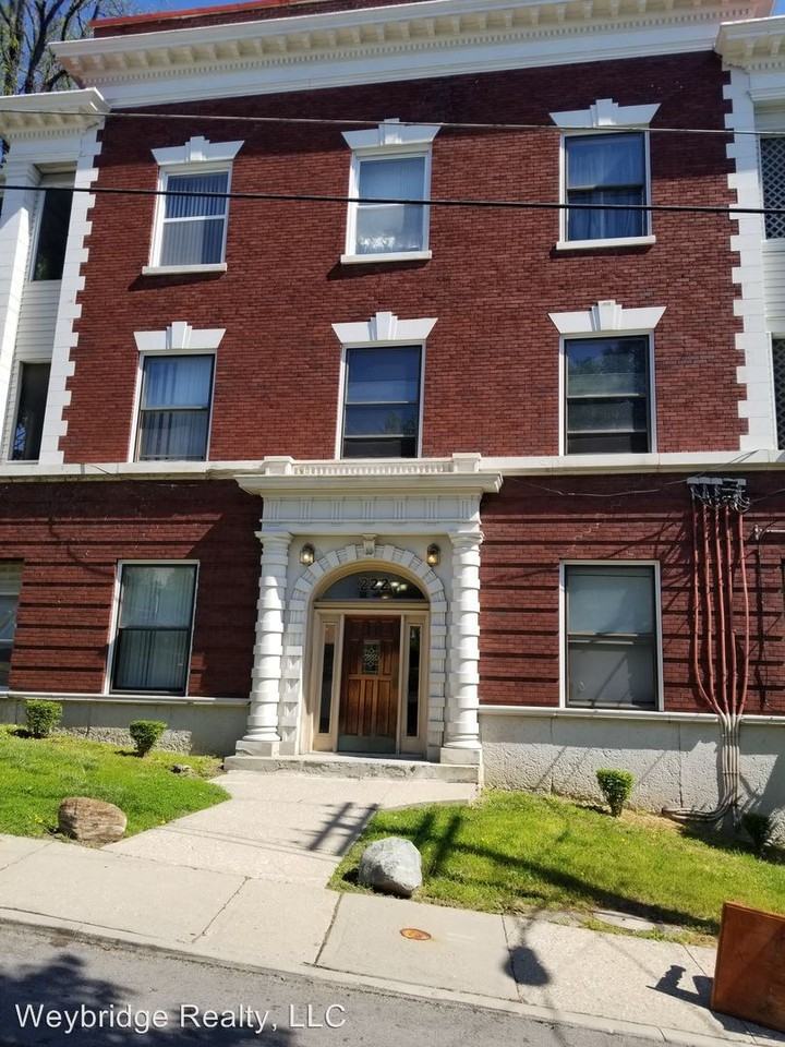 222 McCormick Place Apartments 222 Mccormick Pl, Cincinnati, OH 45219