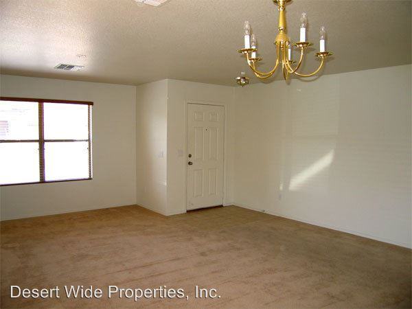 1206 E Beth Dr - Photo 2 of 18