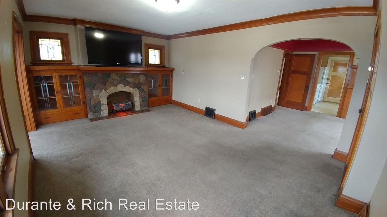 5427 W National Ave - Photo 2 of 21