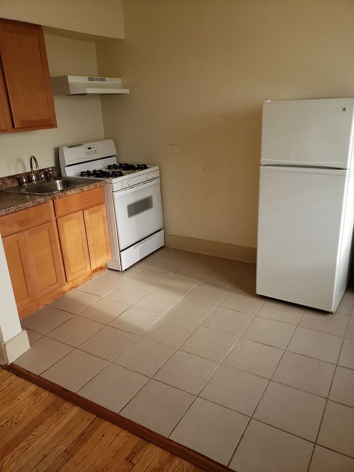 Loomis & 95th #307 - Photo 3 of 5