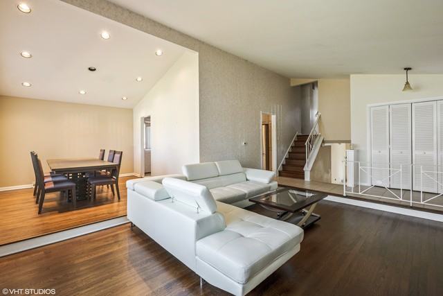 614 Leamington Ave - Photo 3 of 15