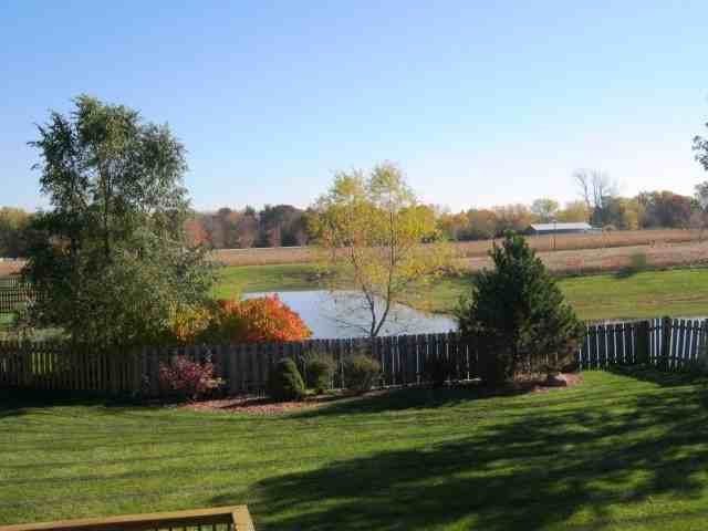 415 Prairie Ridge Dr - Photo 3 of 23