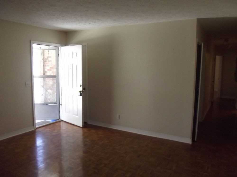 4120 Leslie Ln - Photo 2 of 10