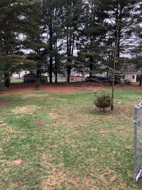 7 Maplewood Dr - Photo 2 of 9