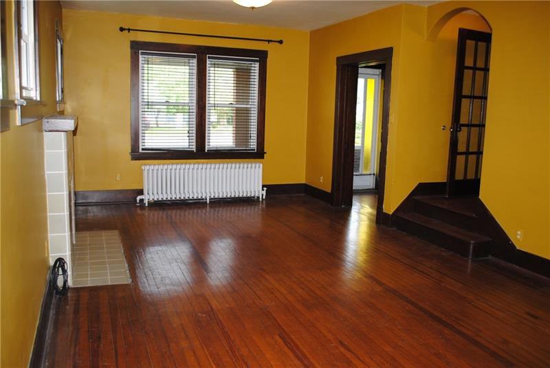 1405 Pittsburgh St - Photo 3 of 25