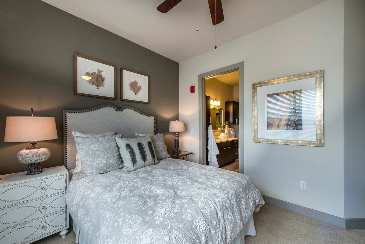 Gables University Station - Photo 4 of 21