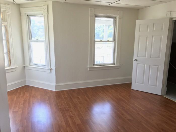 368 Liberty St #1 - Photo 3 of 5