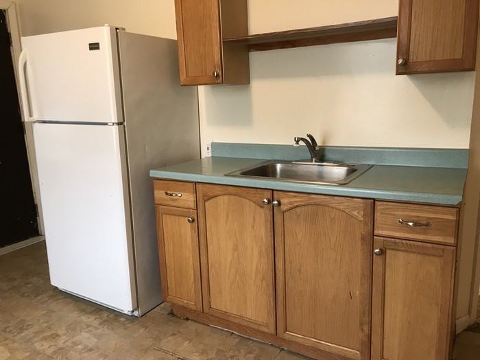 97 Holly St - Photo 3 of 7