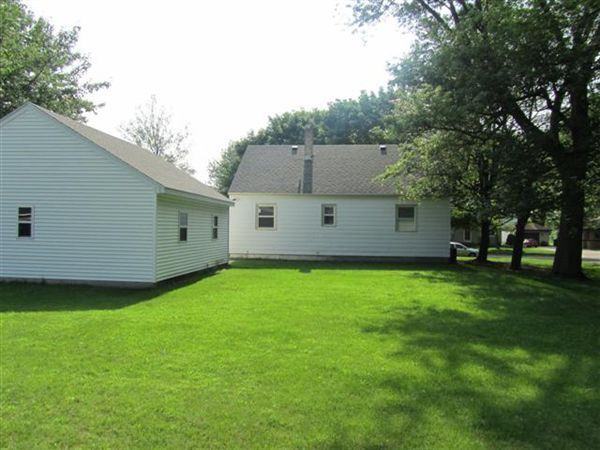 5742 Park Ave - Photo 3 of 10