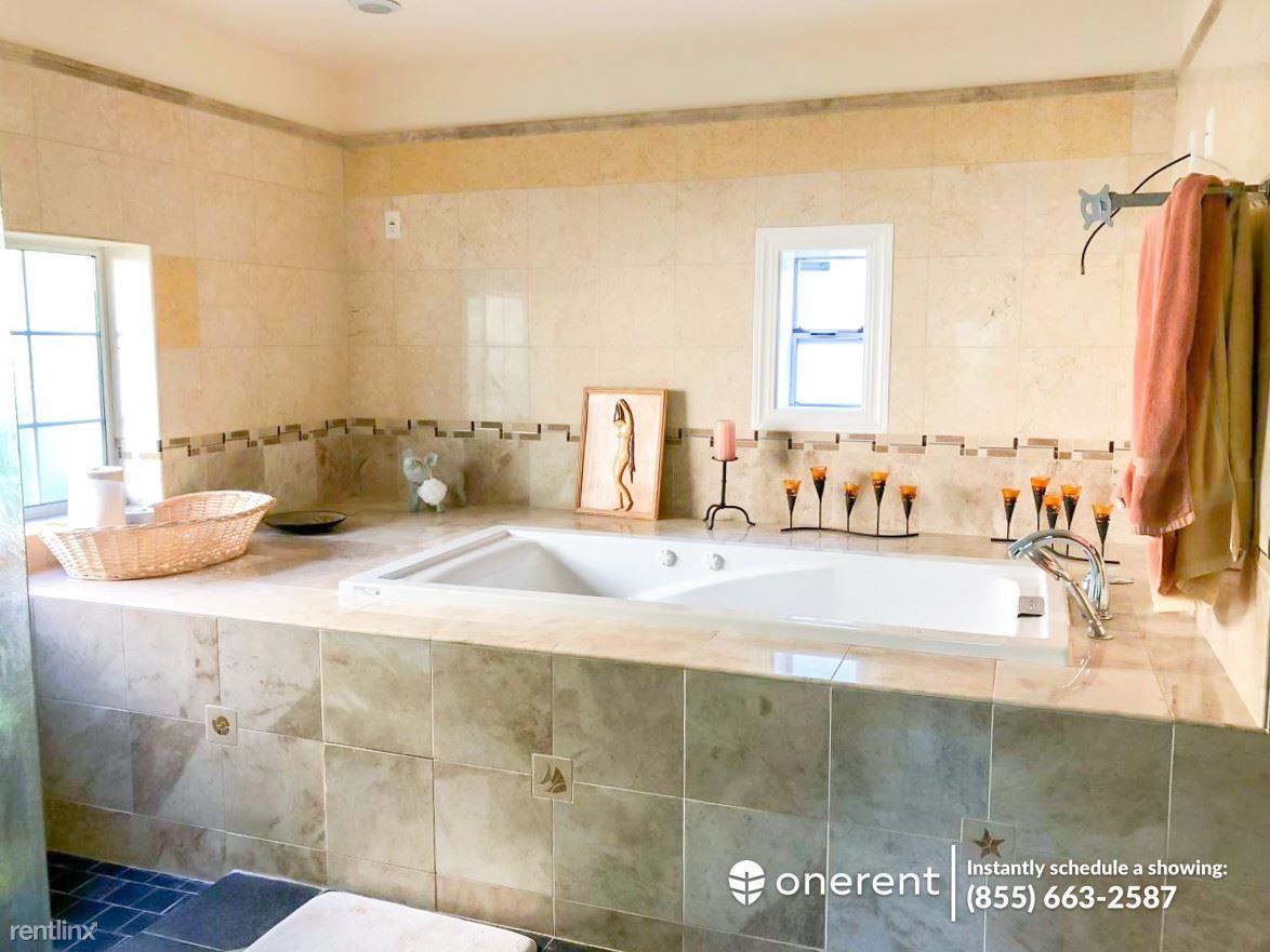 40 Sylvan Way - Photo 3 of 11