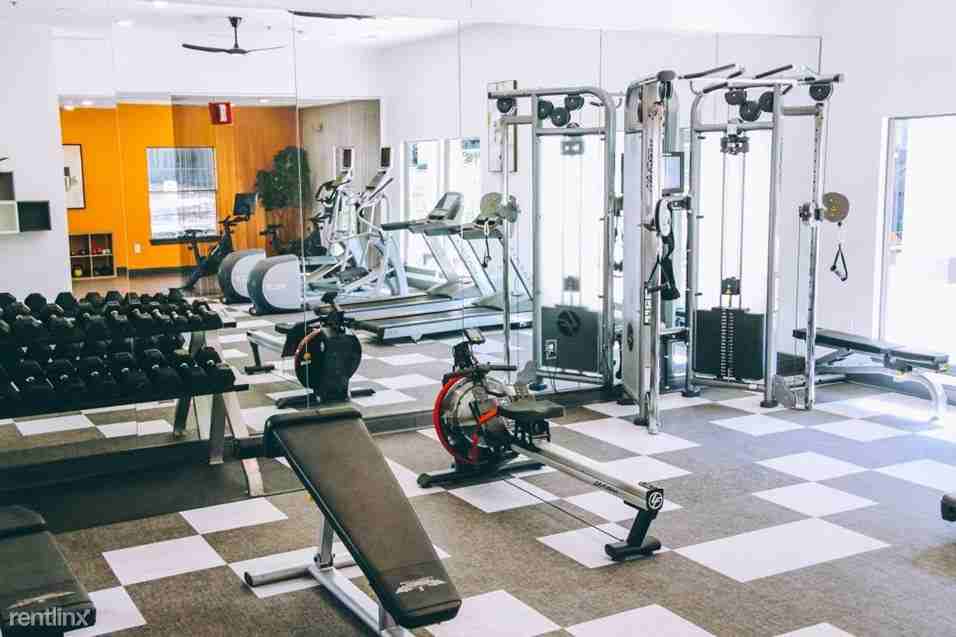 11911 Burnet Rd - Photo 2 of 10