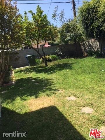 1046 Rose Ave - Photo 3 of 17