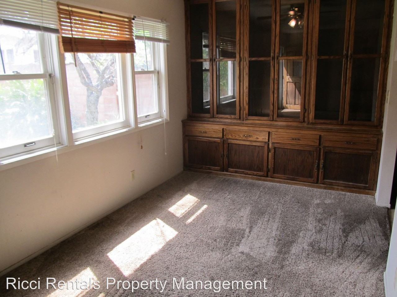 224 South Olive - Photo 3 of 8