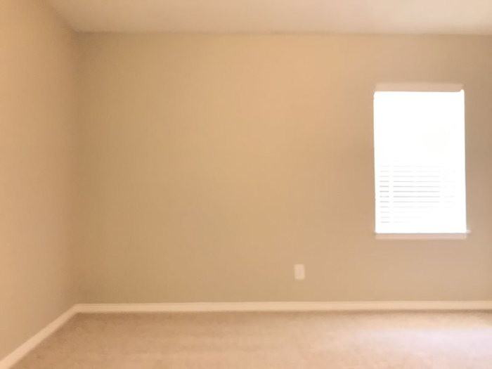 2918 King Cole Dr - Photo 3 of 13