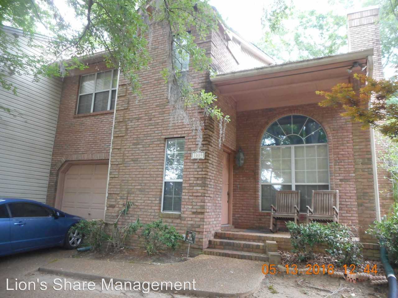 1009 Myers Park Dr - Photo 2 of 15