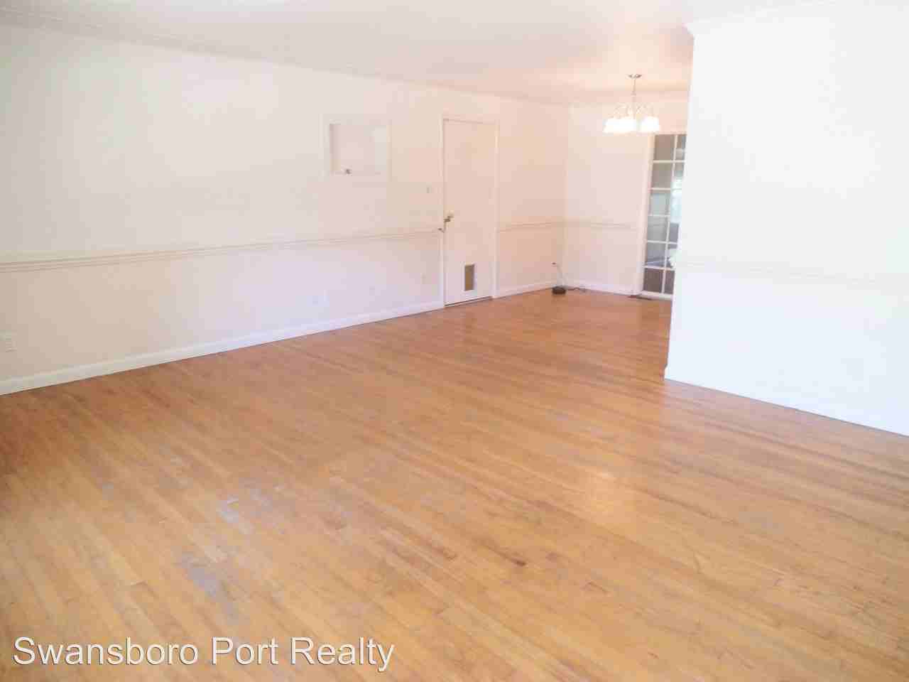 205 Yaupon Dr - Photo 3 of 10