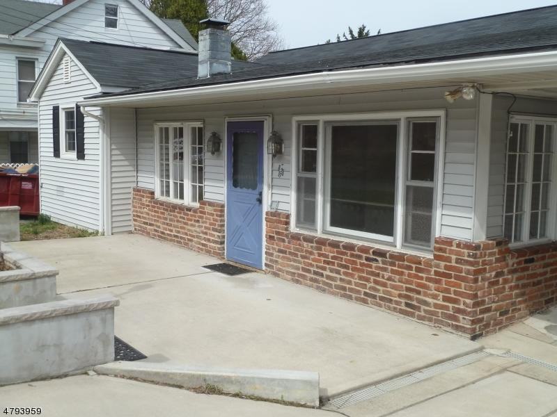 6 Springbrook Rd - Photo 3 of 25