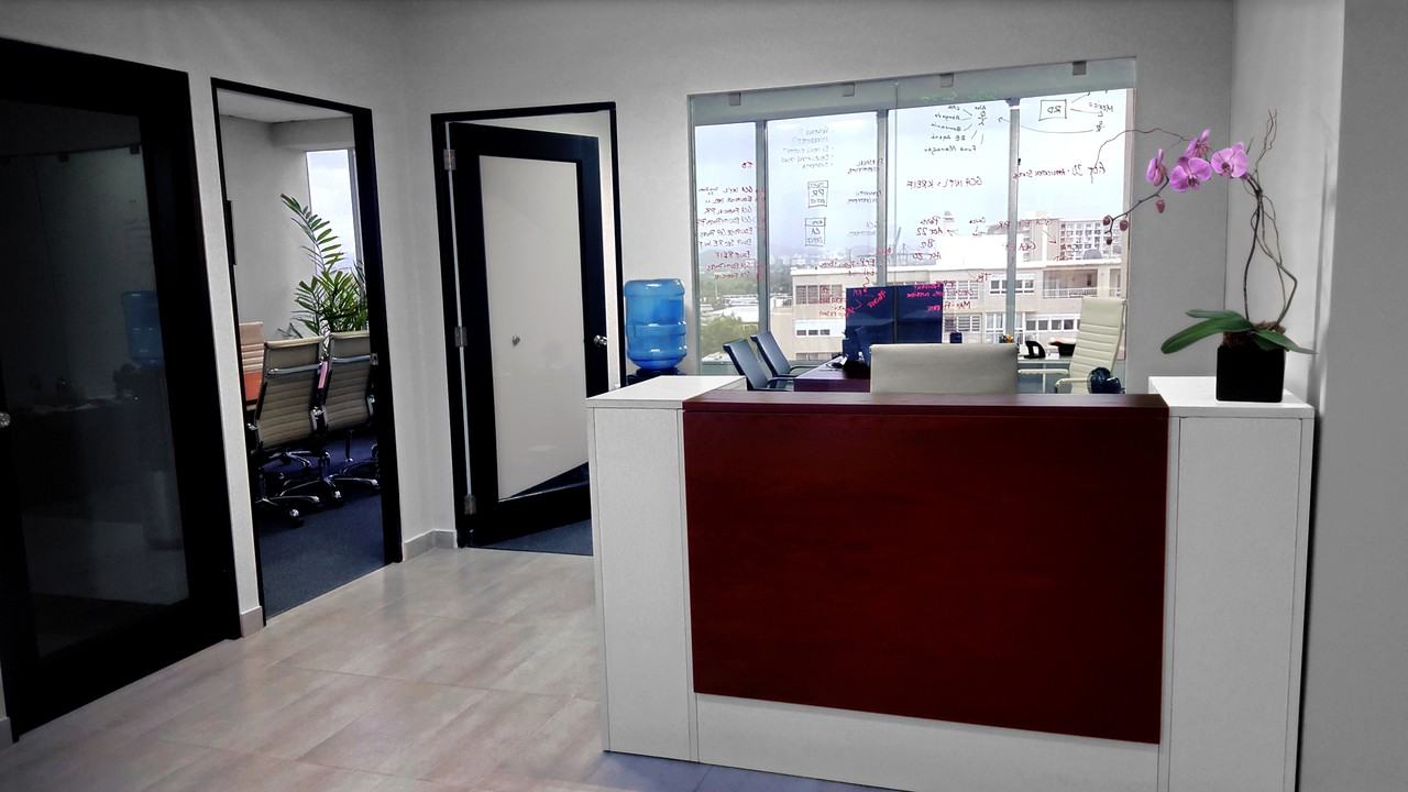 Miramar Plaza 954 Ave. Ponce de Leon - Photo 3 of 5