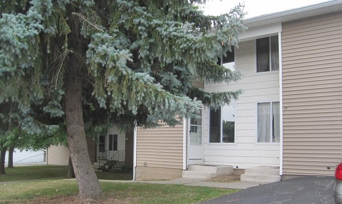 12 Parkwood Ln - Photo 2 of 7