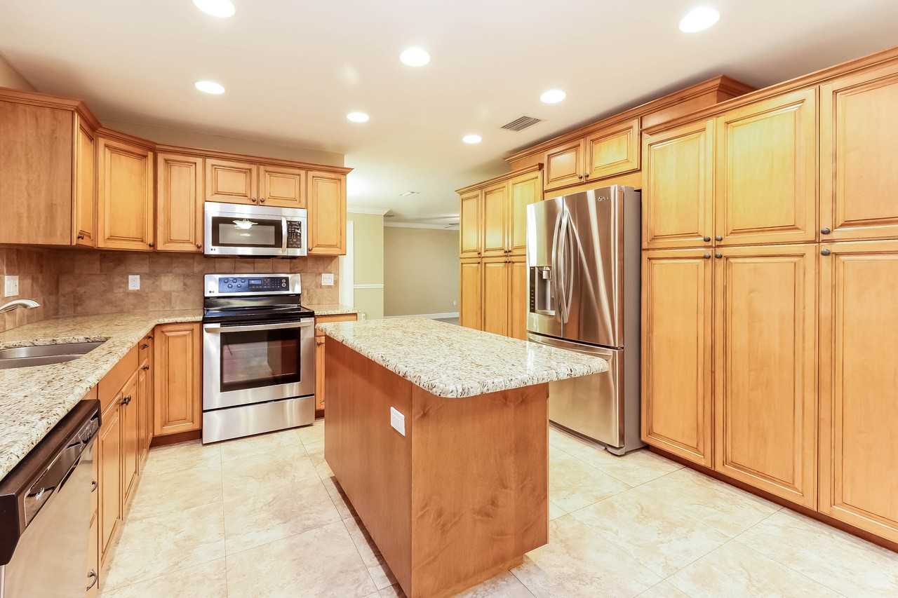 6944 Augusta Blvd - Photo 2 of 14