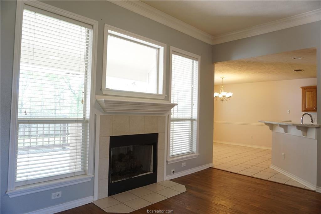 4413 Crayke Pl - Photo 3 of 15