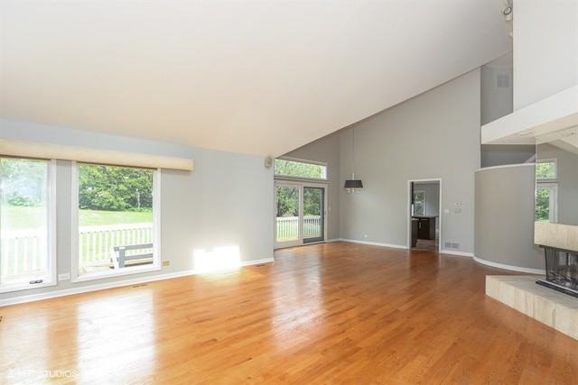 1 Bel Aire Ct - Photo 2 of 15