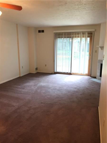 110 Forest Dr - Photo 3 of 25