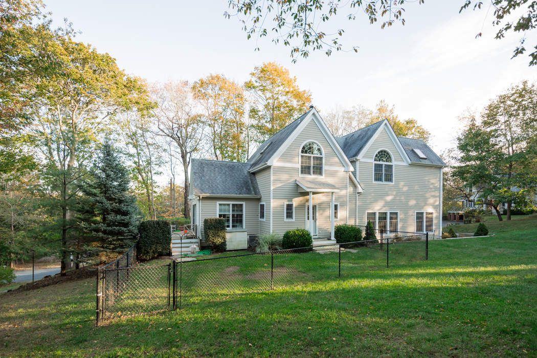 33 New York Ave - Photo 3 of 18