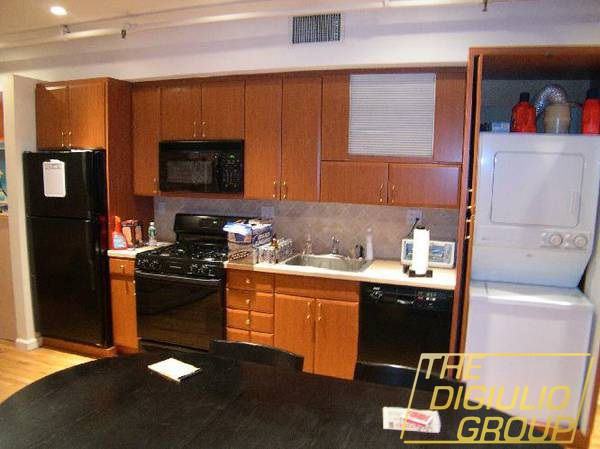 890 Broadway #2 - Photo 3 of 6