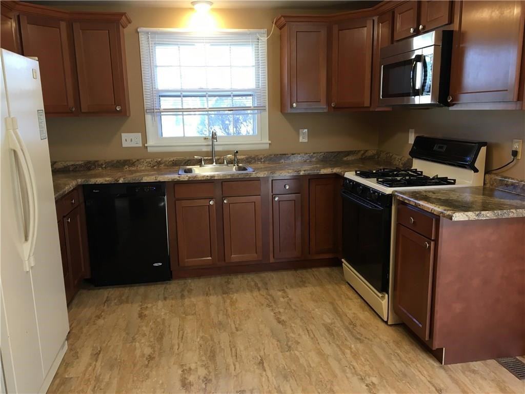 1305 W 81st St - Photo 2 of 11