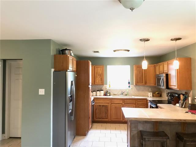 11525 LA-1077 - Photo 2 of 19