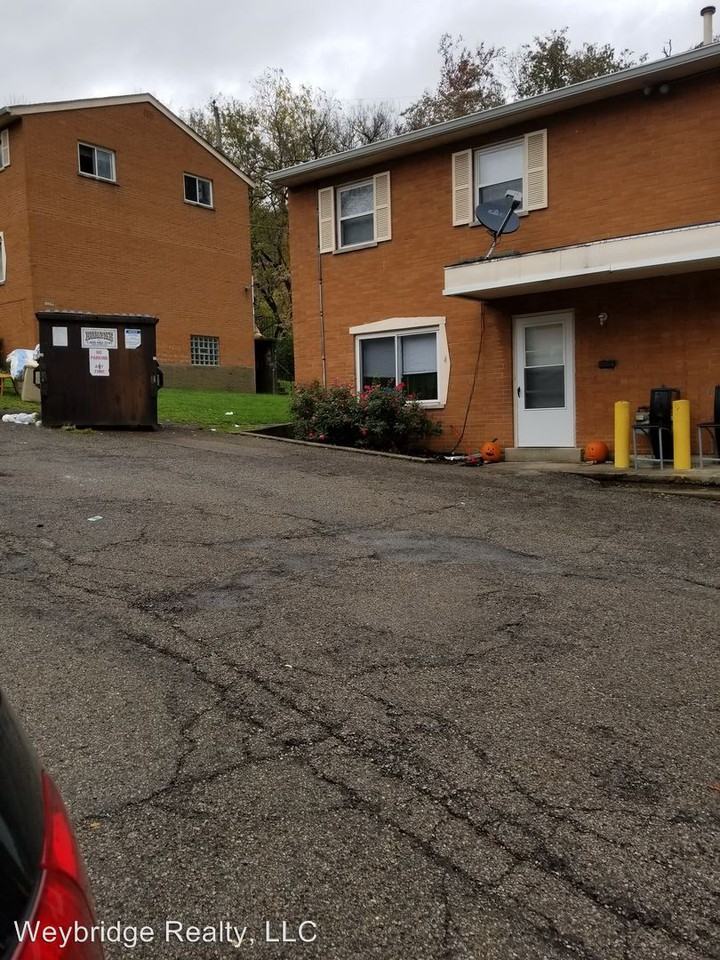 1792 1800 West Fork Road Apartments 1800 W Fork Rd, Cincinnati, OH