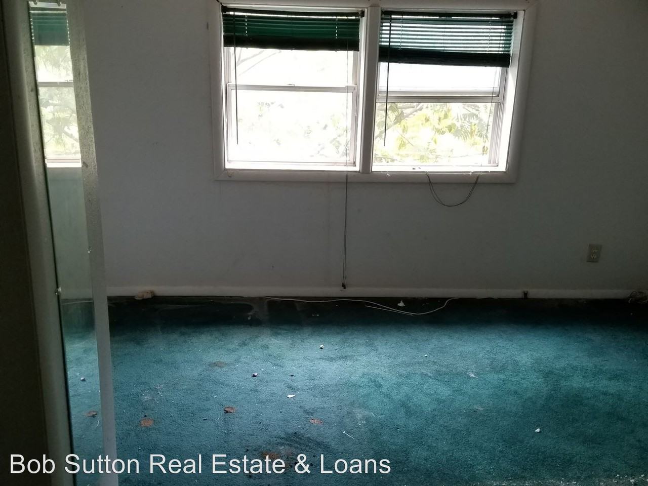 103 S East St - Photo 3 of 5