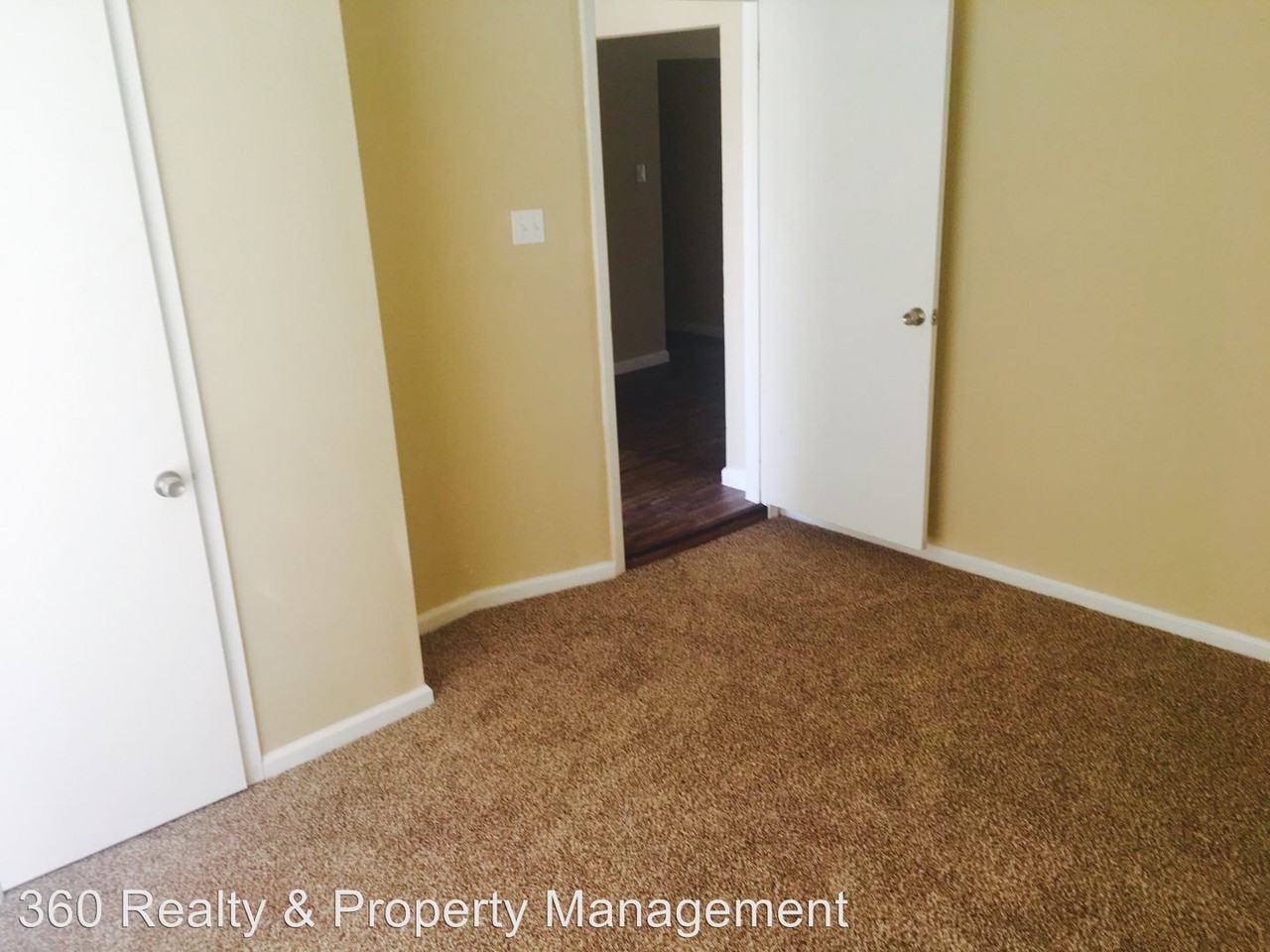 7203 Mallard Dr - Photo 3 of 20