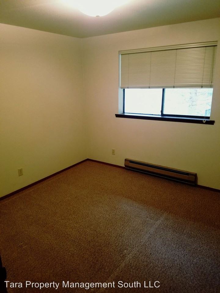 4187 Timberline Rd - Photo 3 of 13