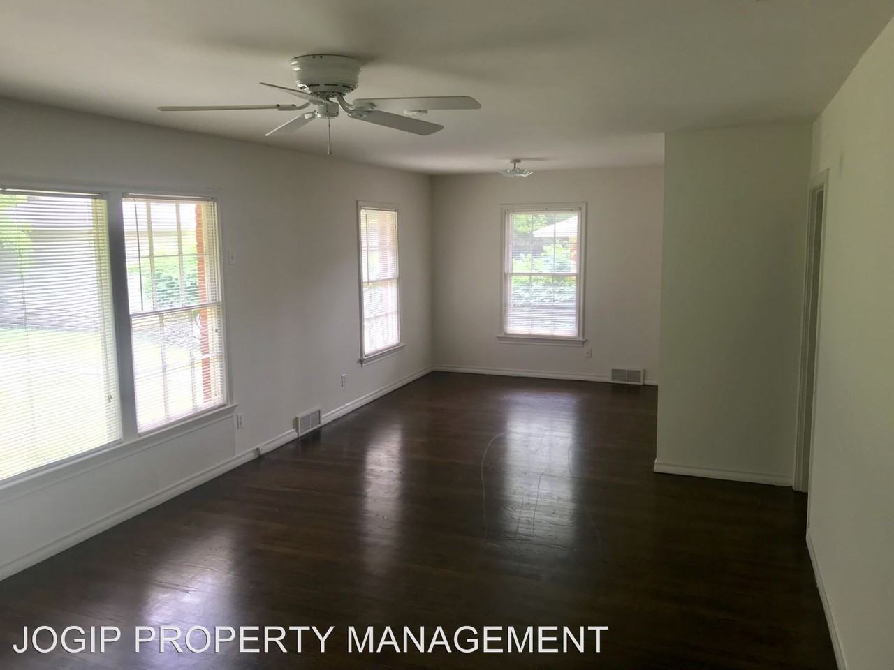1755 Mariposa Dr - Photo 3 of 11