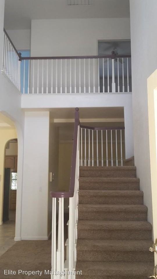 2311 Lassen Pl - Photo 2 of 5