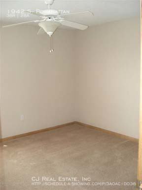 1942 S Powahatan Ct - Photo 3 of 8