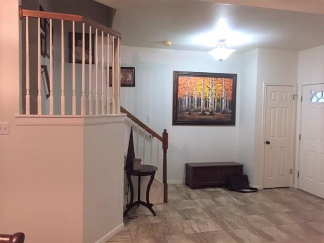 8104 Longdraw Dr - Photo 2 of 37