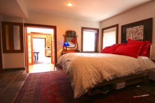 705 Jackson St - Photo 2 of 6