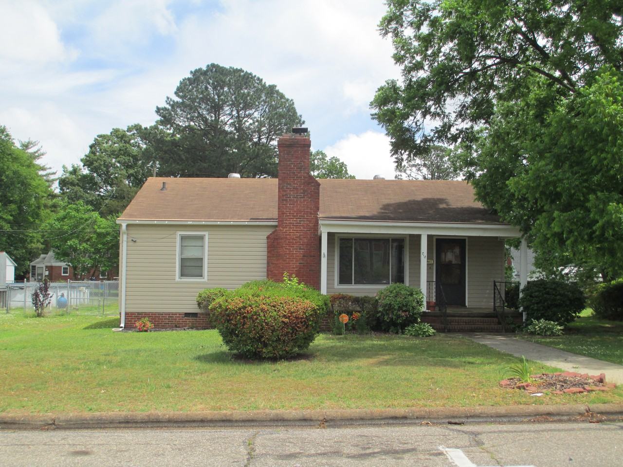 718 Cedar St, Roanoke Rapids, NC 27870 3 Bedroom House for Rent for