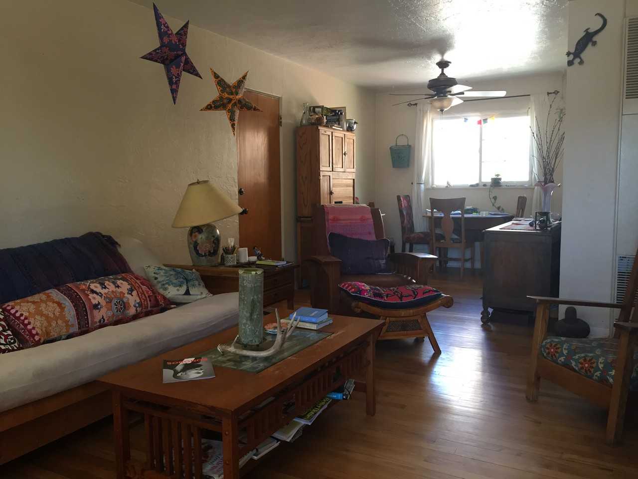 702 Monroe St SE - Photo 3 of 20