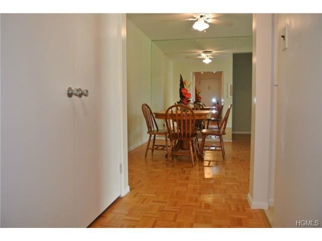 180 Country Club Ln - Photo 2 of 28