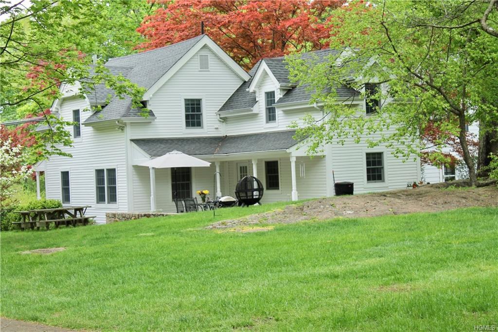 103 Lake Rd - Photo 2 of 27