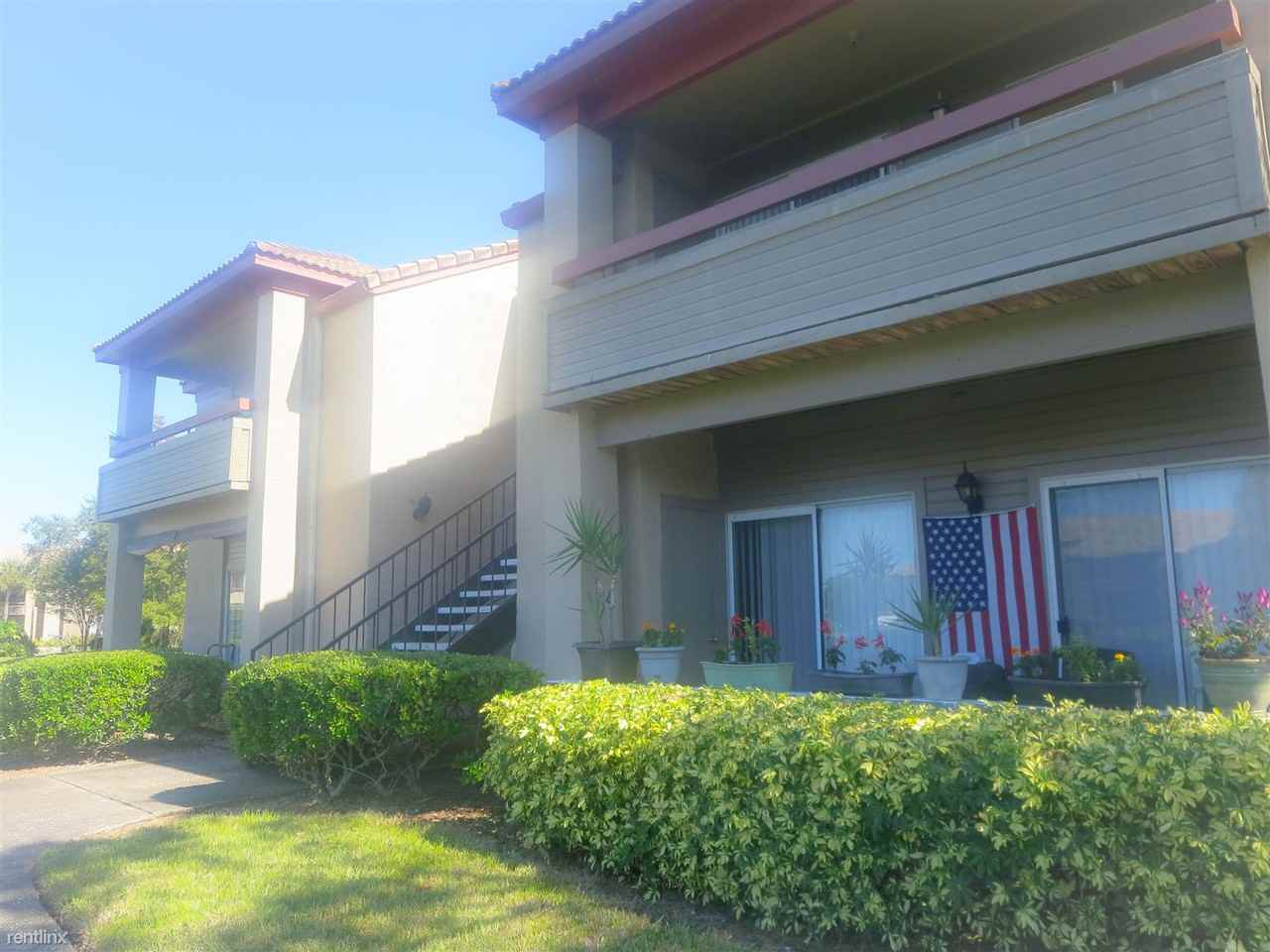 10263 Gandy Blvd N - Photo 2 of 38