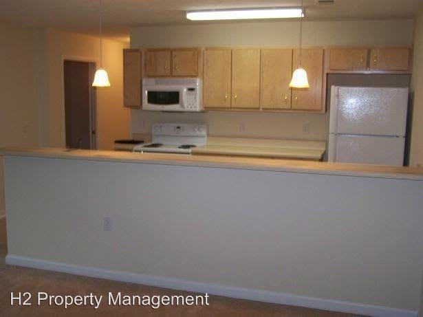 1315 Lake Ave #2 - Photo 2 of 15