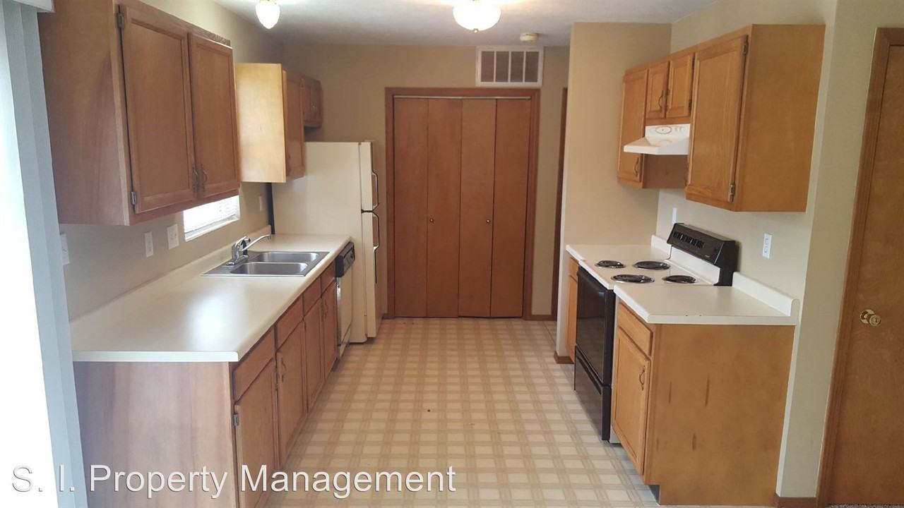 612 E McKinley St - Photo 3 of 10